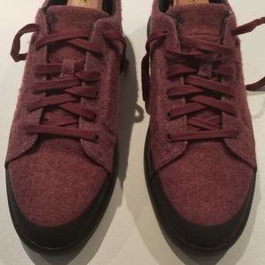 Under Armour Burgundy Wool Fashion Shoes
